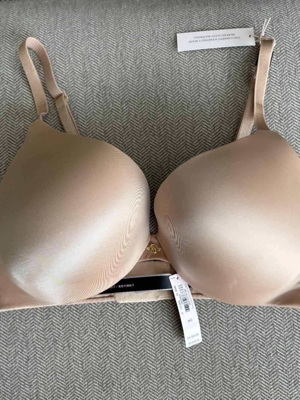 Victoria's Secret Very Sexy So Obsessed Smooth Push-Up Bra 36C in Praline